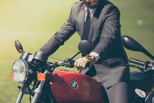 Got a Financed or Leased Bike? Here’s How to Buy an Affordable Insurance Now! Riding a BMW Motorcycle